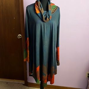 Gorgeous long sleeve dress